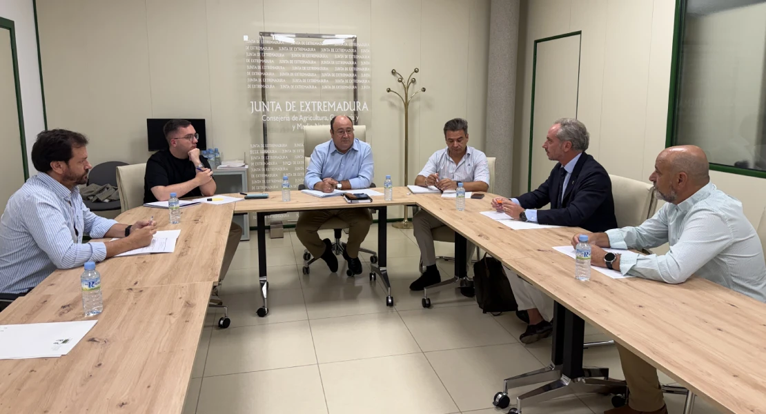 Fedexcaza y la Junta estrechan lazos para simplificar trámites y luchar contra el furtivismo