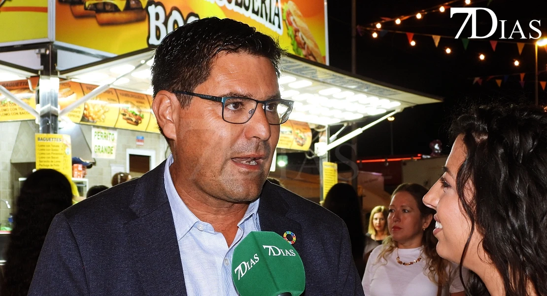 Villanueva del Fresno celebra sus ferias: Carlos Baute, multitud de actividades y mucha fiesta durante 5 días