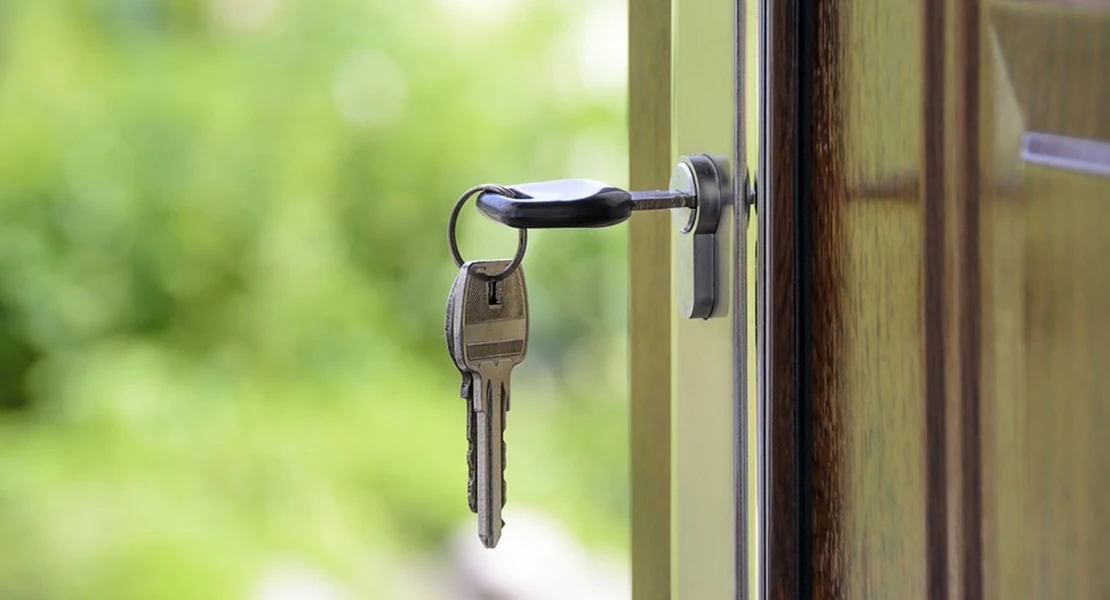Baja la compraventa de vivienda en Extremadura