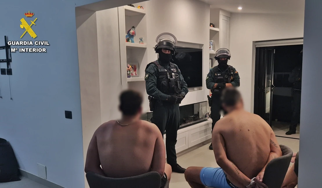 Intervenidas 13 toneladas de ‘gas de la risa’