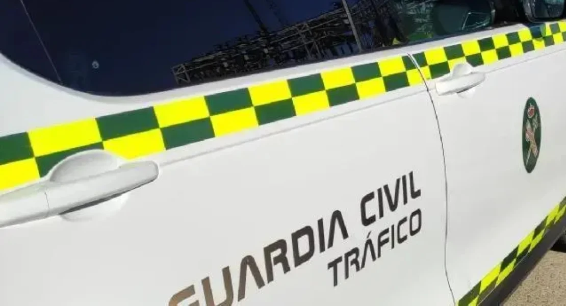 Dos heridos tras un accidente cerca de un río en la provincia de Badajoz
