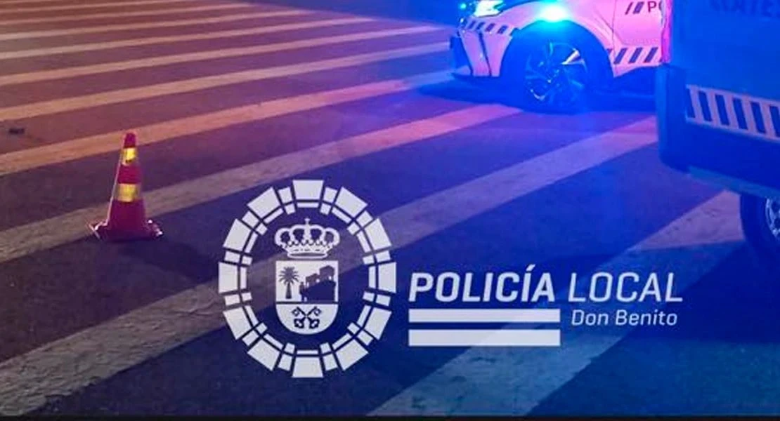 Susto en la plaza Mayor de Don Benito: un coche choca contra una terraza