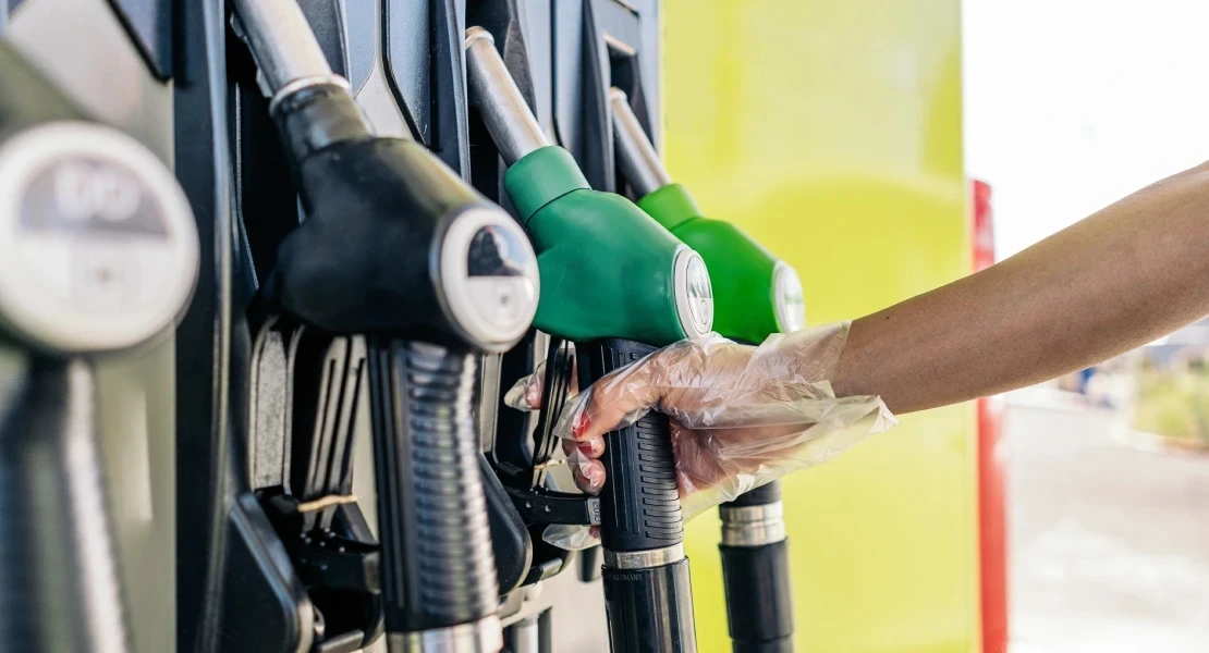 El precio de la gasolina escala hasta máximos anuales en Extremadura