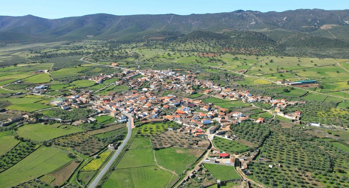 Finalizan las obras que asegurarán el abastecimiento de agua en tres municipios cacereños