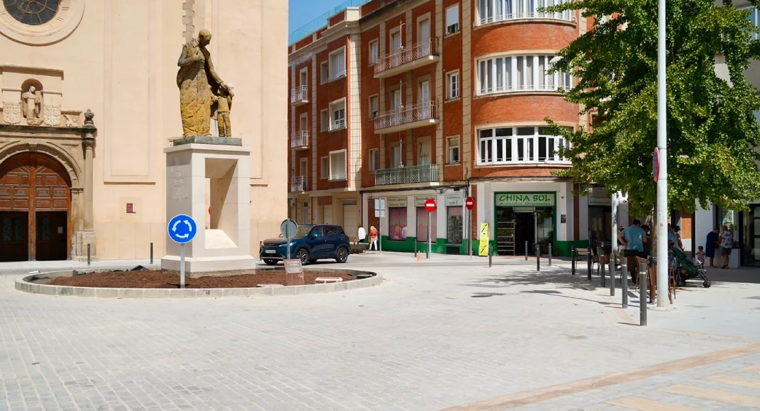 Reabierta al tráfico la calle Santo Domingo tras la finalización de las obras de renovación