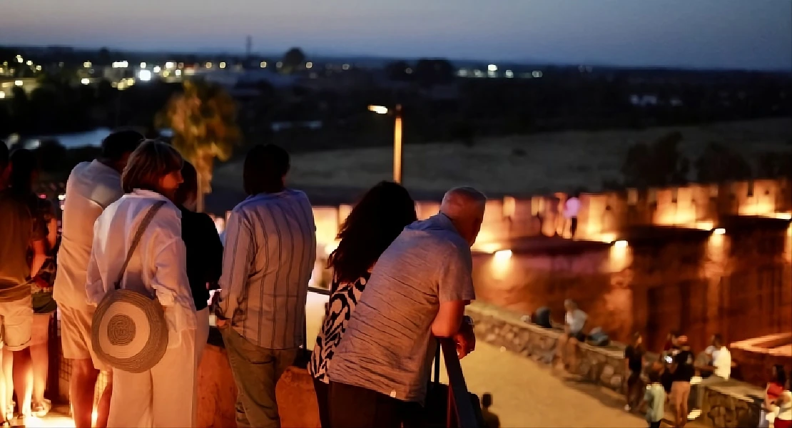Patrimonio, música y espectáculos en el último fin de semana de 'Badajoz, La Ciudad Encendida'