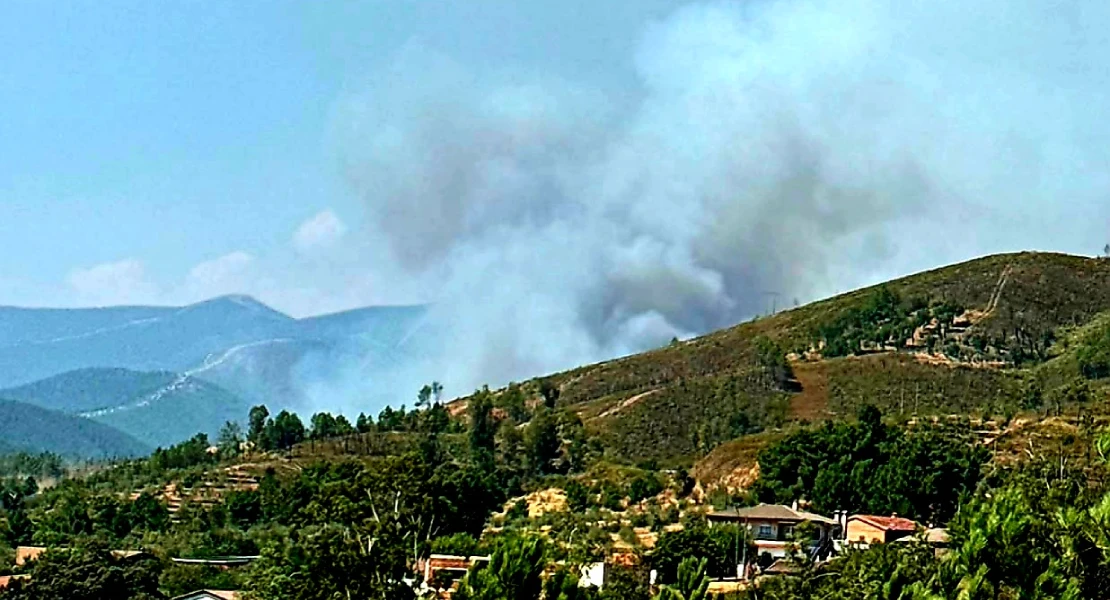 El incendio de Las Hurdes sube a Nivel 2 y obliga a realizar evacuaciones