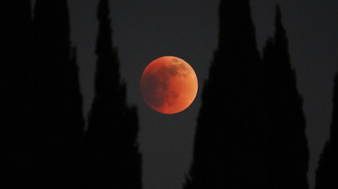El tiempo durante el eclipse del 12 de agosto: primeras tendencias según los expertos