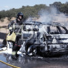 Arde un vehículo que viajaba en dirección a Alburquerque y provoca retenciones en la EX-110