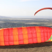 Domingo trágico en Extremadura: un hombre fallece mientras practicaba parapente