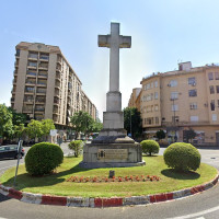 Las asociaciones intensifican su campaña para la retirada de la Cruz de los Caídos de Cáceres
