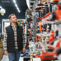 ¿No tienes gafas para el eclipse? Esta es la opción disponible en casi cualquier ferretería