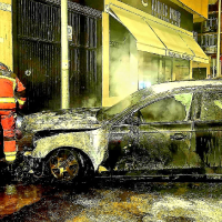 Continúa la quema de vehículos en las calles de Badajoz
