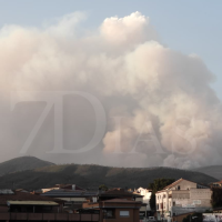 Cerca de 600 personas evacuadas por el incendio forestal de Las Hurdes