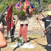El Batallón T-15 conmemora la muerte de un cabo durante los incendios de la Sierra de Gata de 2012