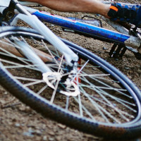 Aparece muerto un ciclista en una cuneta de la N-5 en Extremadura
