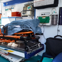 Muere el menor que se precipitó desde una vivienda incendiada