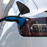 Cómo y cuándo solicitar las ayudas para comprar un vehículo eléctrico