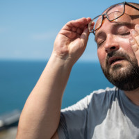 Estos son los síntomas que pueden aparecer si has visto el eclipse sin protección