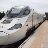 Suspendido el tren Madrid-Extremadura tras ser arrollada una persona en Talavera de la Reina