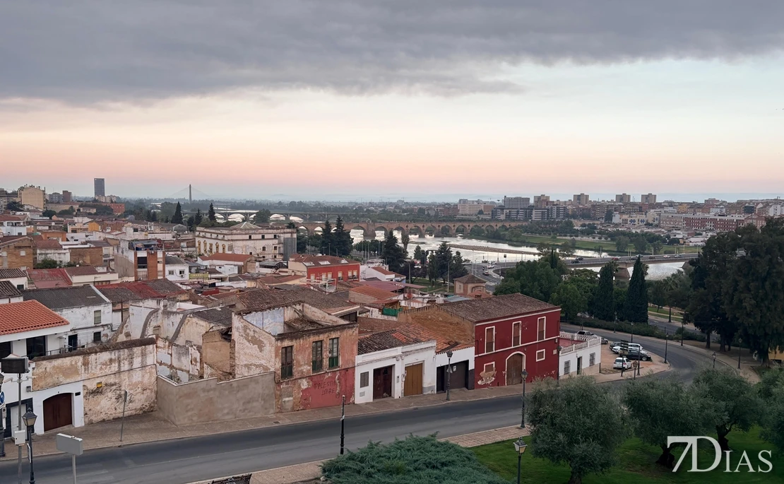 El calor en Extremadura hará un ligero paréntesis, aunque seguirá en alerta