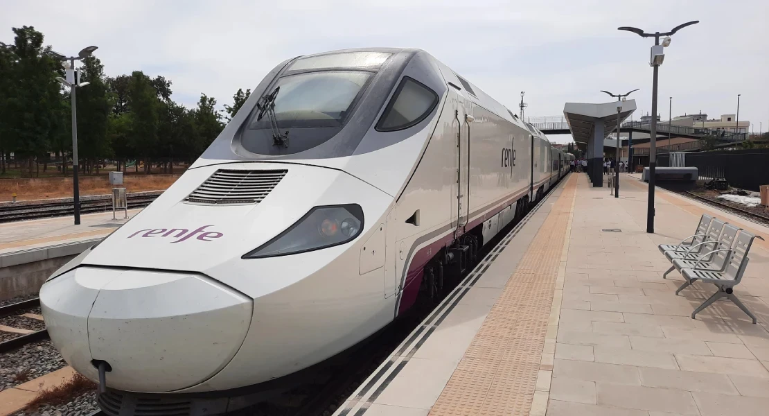 Suspendido el tren Madrid-Extremadura tras ser arrollada una persona en Talavera de la Reina