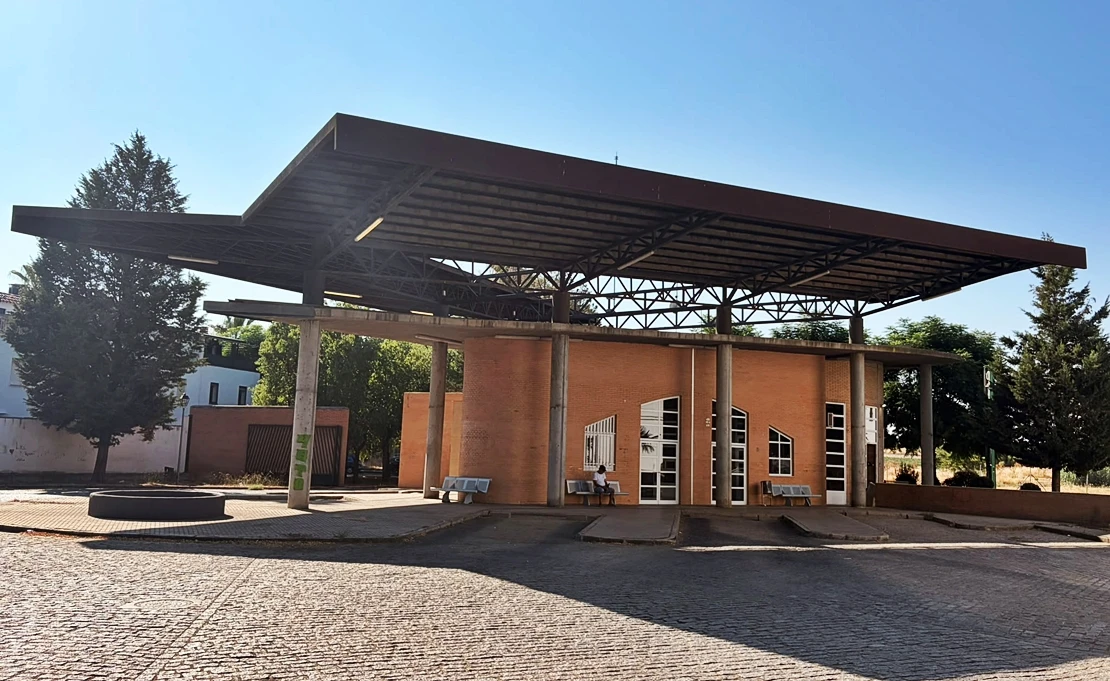Mejoran y modernizan la estación de autobuses de Villafranca de los Barros