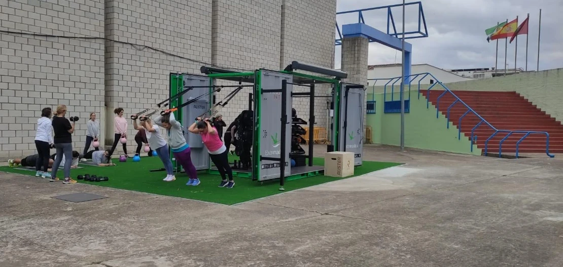 El programa Cubofit acerca el deporte a los municipios extremeños este verano