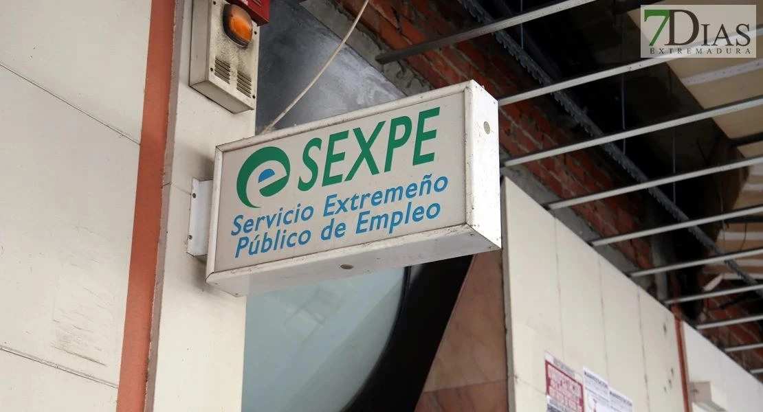 Extremadura registra la segunda mayor bajada del paro de España