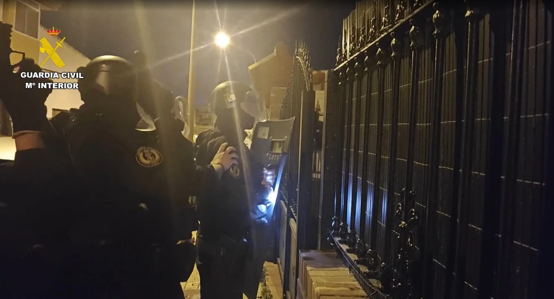 Interceptan una trama de ciberestafas que operaba con 'mulas económicas' en Badajoz