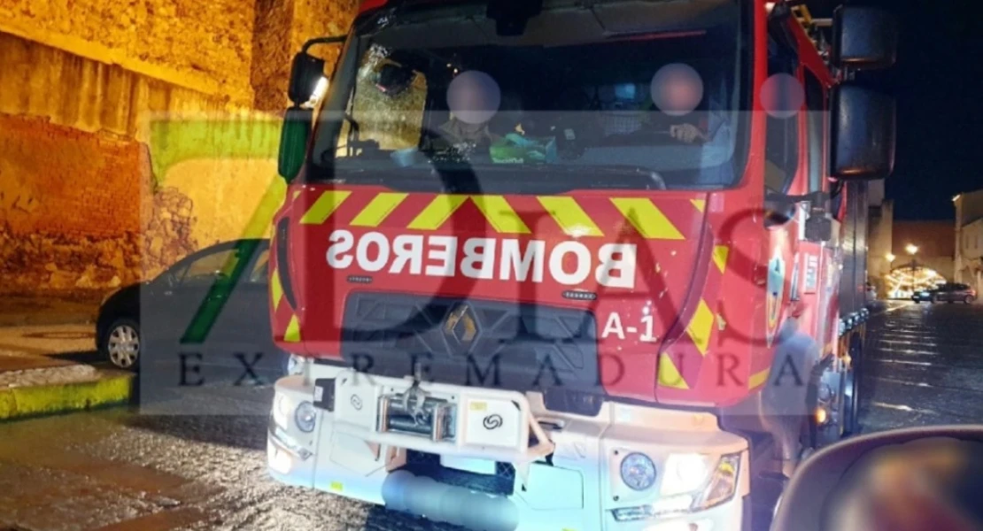 Una oleada de incendios en vehículos esta madrugada causa alarma en Badajoz