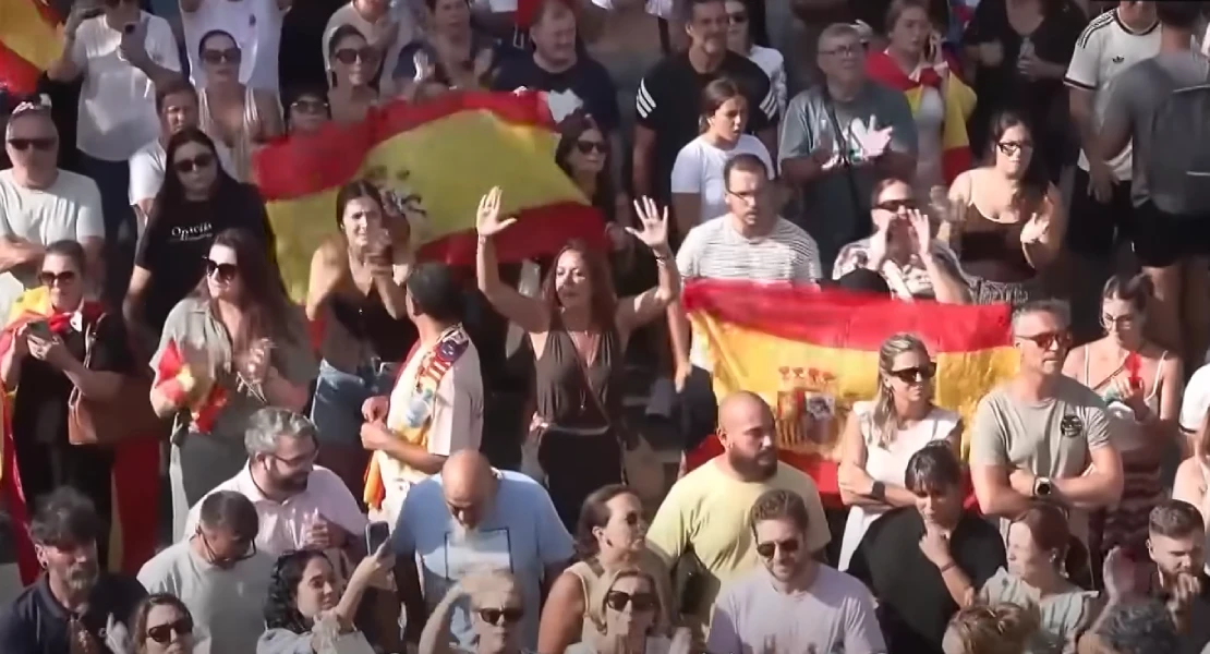 Dos alcaldes extremeños entre los socialistas que apoyarán a Ceuta contradiciendo a Sánchez