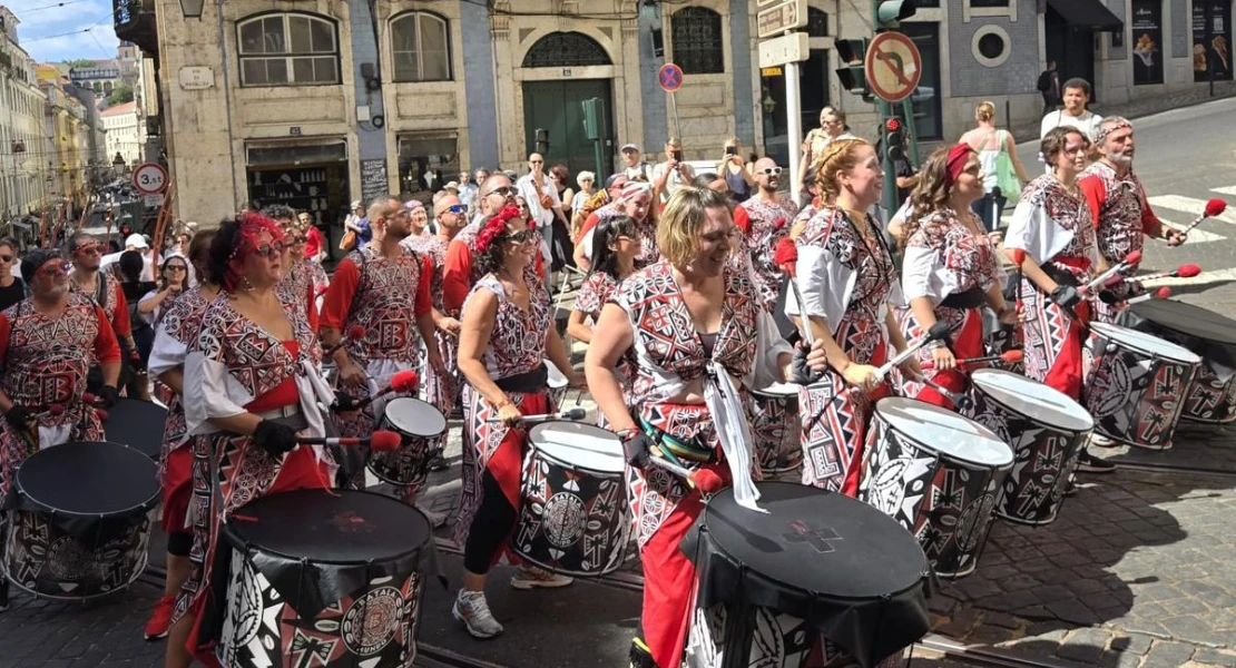 Batalá Badajoz llevará el ritmo de su percusión a las calles de Lisboa