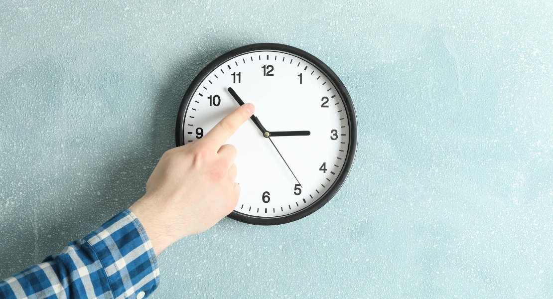 Se acerca el cambio de hora: ¿adelantamos o atrasamos los relojes?