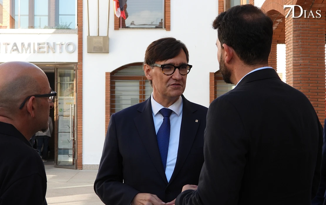 REPOR - Así ha sido la visita de Salvador Illa a la localidad pacense de La Zarza