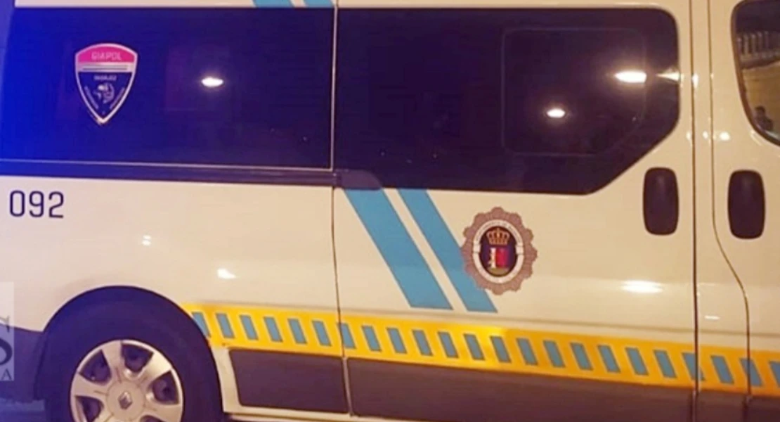 El GIAPOL detiene a dos jóvenes in fraganti en un incendio cercano al Hospital Universitario
