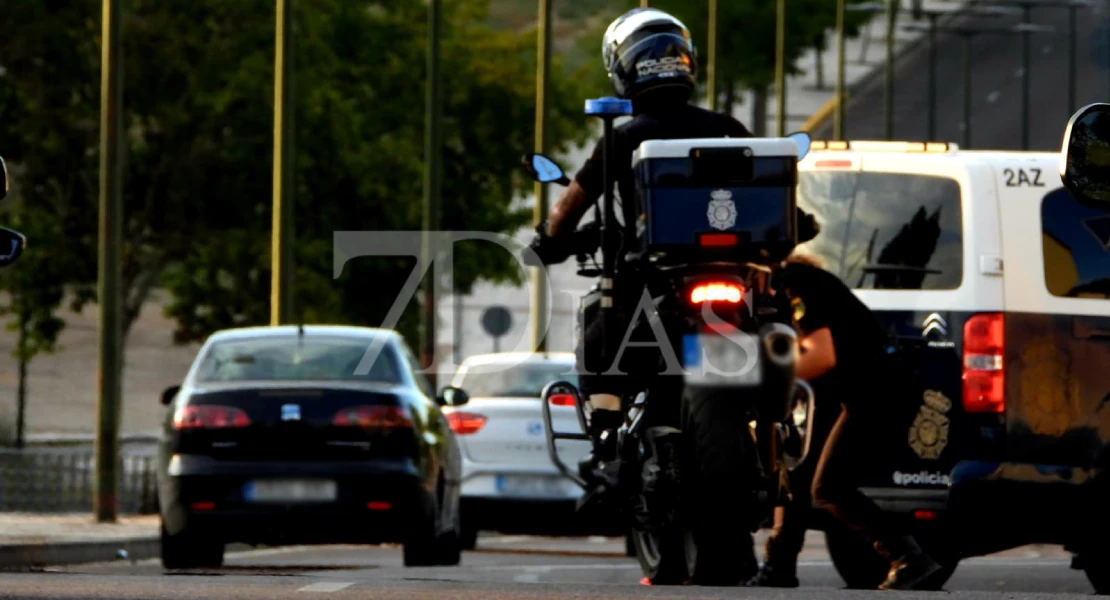 La Policía despliega un amplio dispositivo de controles en varios puntos de Badajoz