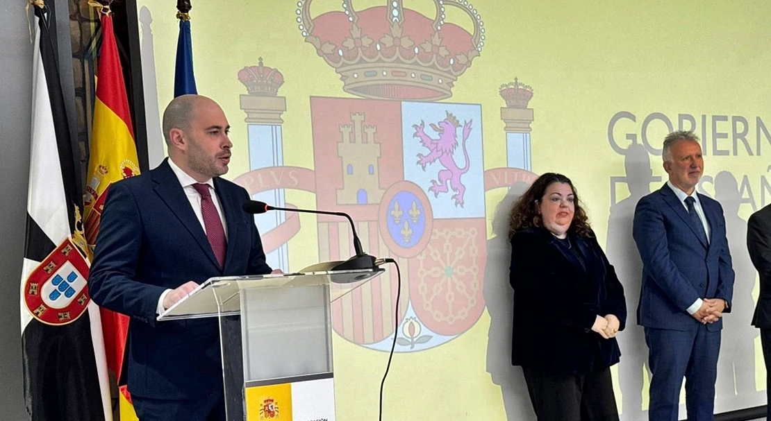 Dimite el delegado del Gobierno en Ceuta tras la polémica por los avisos del CNI