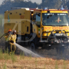 Un incendio calcina 20 hectáreas junto a la carretera de Sevilla en Badajoz