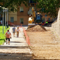 El Ayto. de Badajoz mejora los accesos al parque infantil