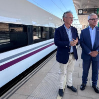 El tren como alternativa al piso de estudiantes: 30 euros y viajes ilimitados en Extremadura
