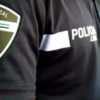La Policía Local interviene en Gévora para asistir a una joven en una situación de riesgo
