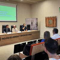 La Asociación Española Contra el Cáncer conecta en Badajoz investigación y sociedad