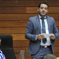 Exigen a Guardiola que aclare su postura sobre la regulación de los centros de datos