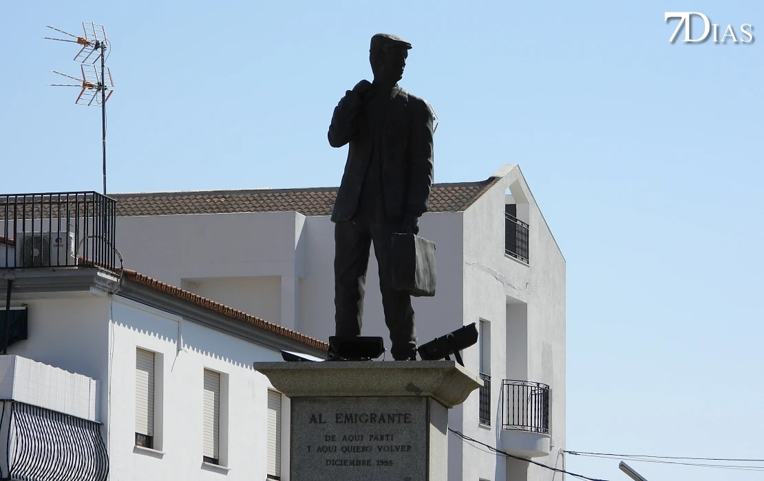 REPOR - Así ha sido la visita de Salvador Illa a la localidad pacense de La Zarza