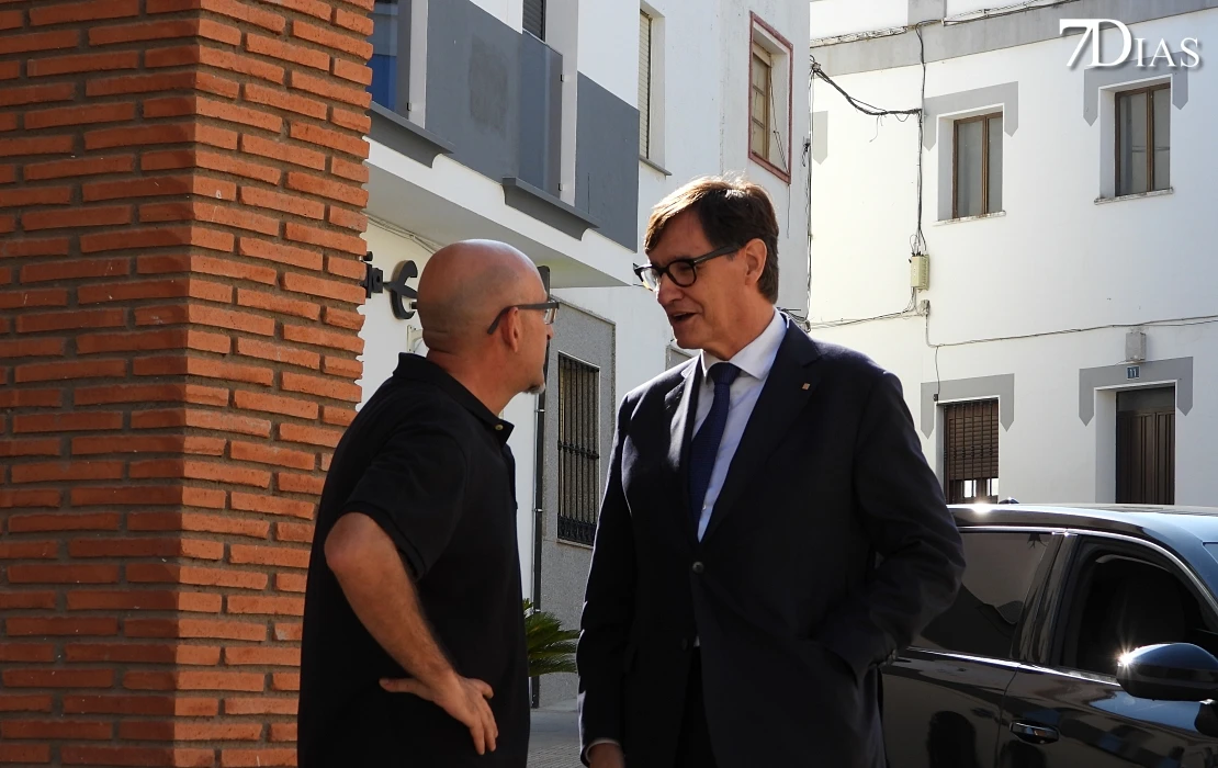 REPOR - Así ha sido la visita de Salvador Illa a la localidad pacense de La Zarza