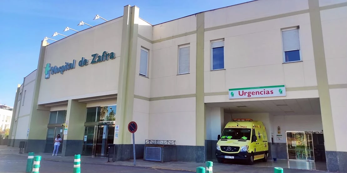 Un hombre herido tras volcar su coche cerca de Zafra
