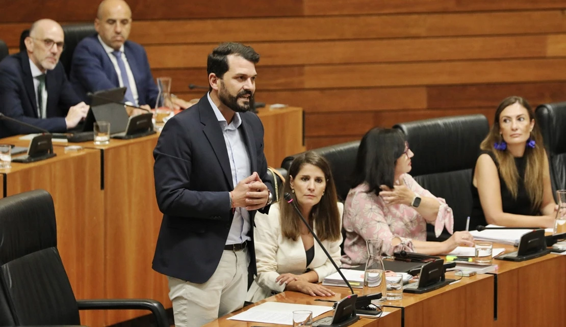 PSOE: "El gobierno de Guardiola con Vox es aún peor que el anterior”