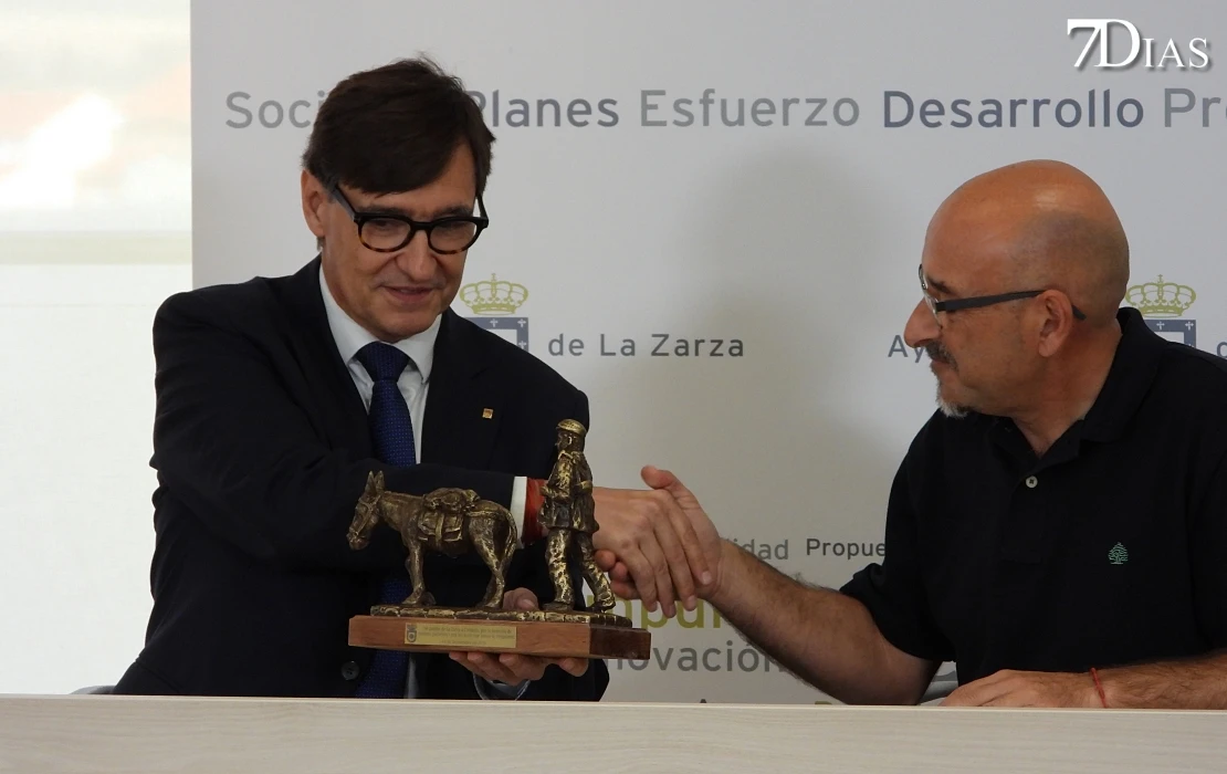 REPOR - Así ha sido la visita de Salvador Illa a la localidad pacense de La Zarza