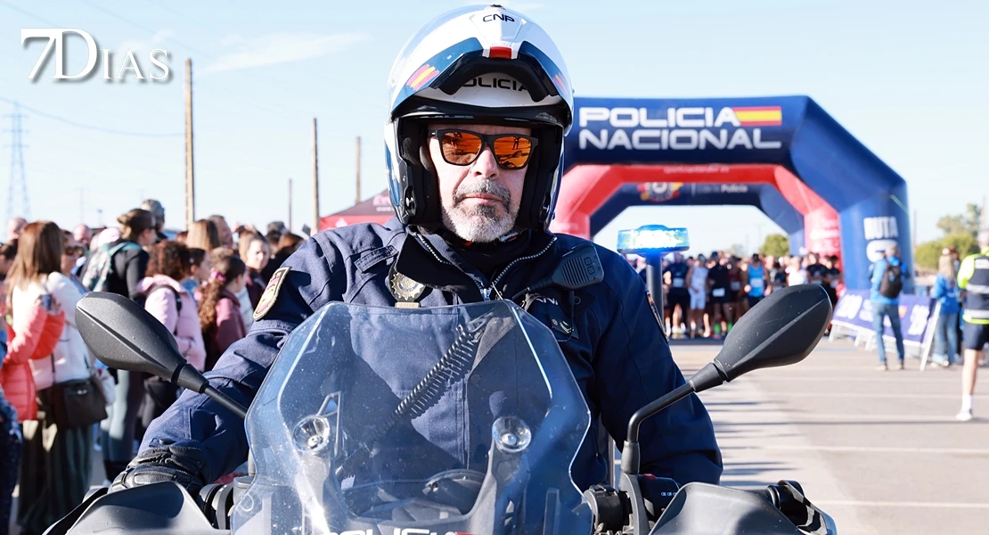 REPOR: La carrera 091 deja deporte, solidaridad y buen ambiente en Badajoz